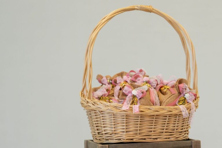 Bisnis Hampers Hadiah: Ide Usaha Modal Kecil yang Bisa Dimulai dari Rumah