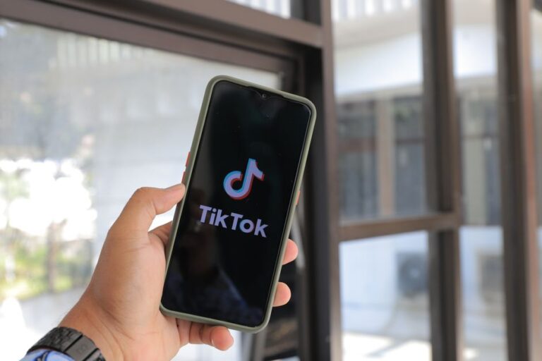 Jualan di TikTok Shop: Panduan Pemula biar Order Pertama Mengalir