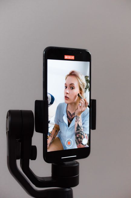 Cara Membuat Video Marketing Pendek: Panduan Jualan Laris di Reels dan TikTok
